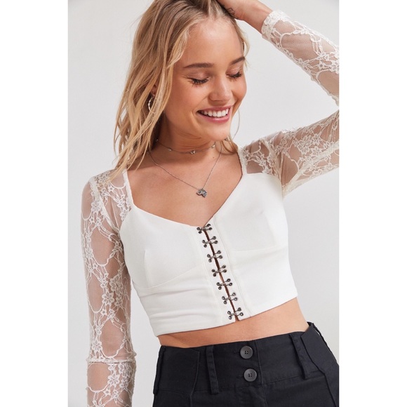 Urban Outfitters Crop Top - Picture 1 of 4